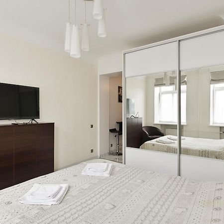 Nice & Cheap Apartment And Free Parking Riga Esterno foto