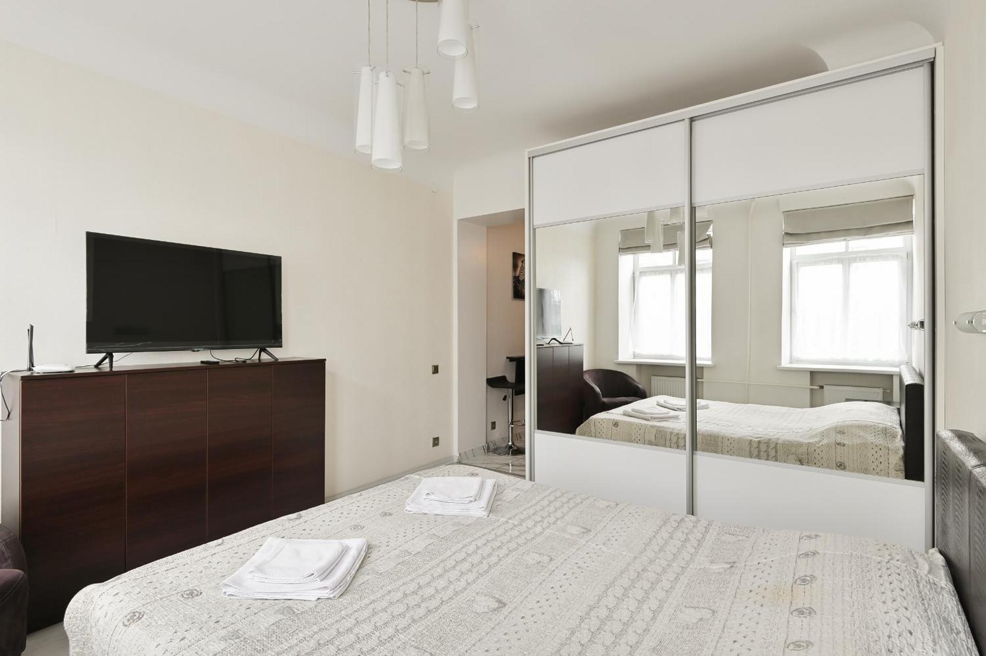 Nice & Cheap Apartment And Free Parking Riga Esterno foto